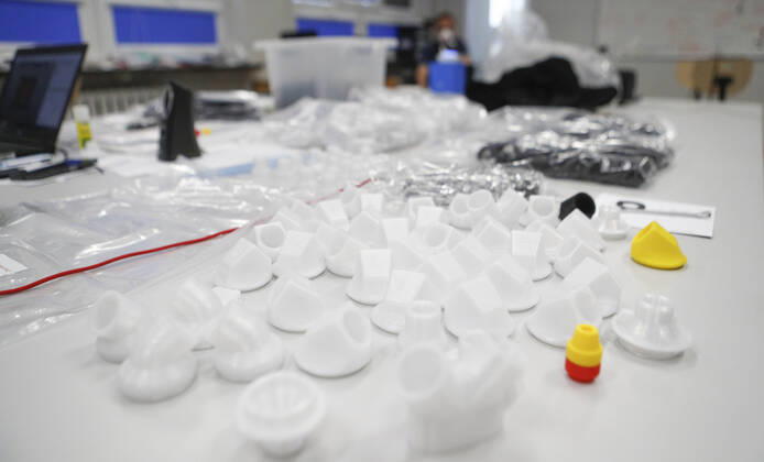 Production of face shields and face masks with 3D printer in Rzeszow Production of face shields and face masks with 3D printer in one of the public schools on April 27, 2020 in Rzeszow, Poland EN_01426474_0018 