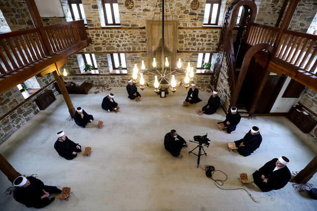 Bosnia and Herzegovina - Ramadan 27.04.2020., Zenica, Bosnia and Herzegovina - A muqabala (recitation of the Quran) is held regularly during Ramadan at the Sultan-Ahmed Mosque in Zenica. This year, due to the coronavirus epidemic, it is being held without the presence of believers. ArminxDurgut PIXSELL