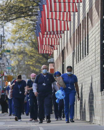 April 27, 2020, New York, NY, USA: The evening shift of nurses, doctors and other medical workers arrive at Elmhurst Hospital in Queens, New York City to treat COVID-19 and novel Coronavirus patients. New York USA - ZUMAh16_ 20200427_zaf_h16_003 Copyright: xDanxHerrickx