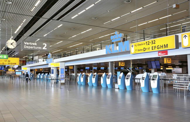 28-04-2020 Amsterdam Airport Schiphol in the Netherlands is virtually empty and abandoned as a result of the corona virus (c) PPE Beijersbergen Amsterdam The Netherlands  Copyright: xPPEx