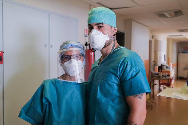 Coronavirus en France: reportage au sein de l Hôpital Sainte Camille. Inside Sainte Camille Hospital. 36 h en immersion a l Hopital Sainte Camille de Bry sur Marne - Service de reanimation de l hopital 254760 2020-04-23 France  Copyright: xFranckxCastel MPPx STAR_254760_054