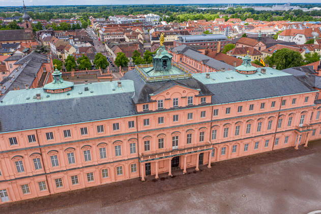 Luftbild_Rastatt am 04.05.2020 in Rastatt (Innenstadt), Germany Das Residenzschloss Rastatt. Rastatt Innenstadt Baden-Württemberg Germany