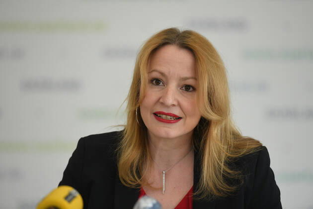 Saarlands Bildungsministerin Christine Streichert-Clivot (SPD) informiert in der Saarbrücker Staatskanzlei am Dienstag (5.5.2020) die Landespressekonferenz über den Neustart der Schulen in der Corona-Krise.