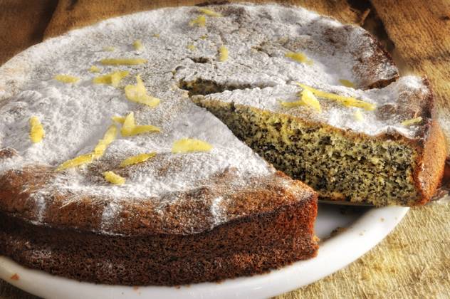 IMAGO Creative: Food, Mohn kuchenstück,mohnkuchen