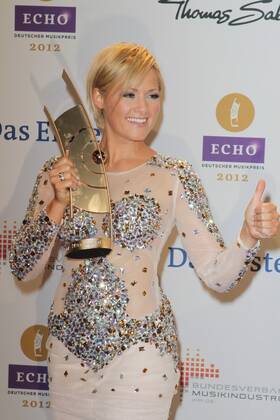 77 Helene Fischer zu Gast beim ECHO 2012 Verleihung in den Messehallen unter dem Funkturm Berlin, Berlin Berlin Deutschland Germany Copyright: xPOP-EYE Gabschx 00272928_00272928