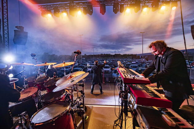 Bilder des Jahres 2020, Entertainment 05 Mai Entertainment Themen der Woche KW21 News Bilder des Tages Karat live bei der Eröffnung der Autokonzert-Reihe an der Messe. Erfurt, 20.05.2020