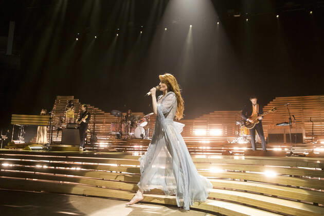 19 Florence and The Machine, Saengerin und Songwriterin Florence Welch auf High As Hope Tour live in der Berliner Mercedes Benz Arena am 14.03.19, Indie, Folk, Rock, Pop, Soul, Indierock, Indiepop, Indiefolk, Neosoul, Artrock, Musik Berlin Deutschland, Germany Copyright: xPOP-EYEx xBenxKriemannx 10109905_FlorenceAndTheMachine_7388