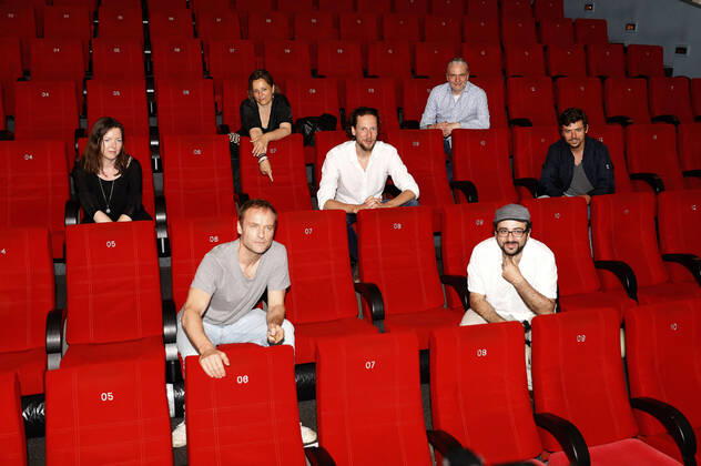 Bilder des Jahres 2020, Entertainment 06 Juni Entertainment Themen der Woche KW25 Dana Messerschmidt, Mark Waschke, Hannah D. Schwegel, Jakob D. Weydemann, Stephan Winkler, Carlos A. Morelli und Friede Clausz bei der Premiere des Kinofilms Der Geburtstag im Luchs Kino am Zoo. Halle Saale, 18.06.2020