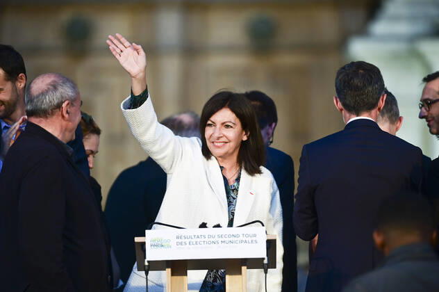 Bilder des Jahres 2020, News 06 Juni News Themen der Woche KW26 bain de foule d Anne Hidalgo - candidate a sa propore reelection a la Mairie de Paris NEWS : Soiree du Second tour des elections Municipales a Paris - 28 06 2020 JBAutissier Panoramic 