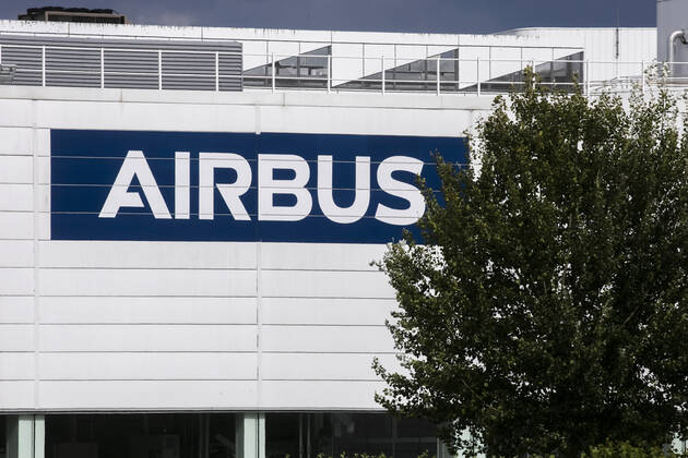 Elancourt, France July 2, 2020 - Illustration of the Airbus Defence And Space Aeronautical Industry Site. European aircraft manufacturer Airbus announced Tuesday that it will cut 15,000 jobs over the next year, as the airline industry faces unprecedented losses due to the COVID-19 pandemic AIRBUS, ECONOMIE, LOGO, GENERIQUE, ILLUSTRATION, AERONAUTIQUE, AVIATION, ENTREPRISE, LICENCIEMENTS, PLAN SOCIAL, CRISE ECONOMIQUE, YVELINES, CONSTRUCTEUR AERONAUTIQUE, AVIONS DE LIGNE, EMPLOI, CHOMAGE, INDUSTRIE FRANCAISE, GROUPE INDUSTRIEL, TRANSPORT AERIEN, CONJONCTURE, MULTINATIONALE, SUPPRESSIONS DE POSTES  Copyright: xVincentxIsorex