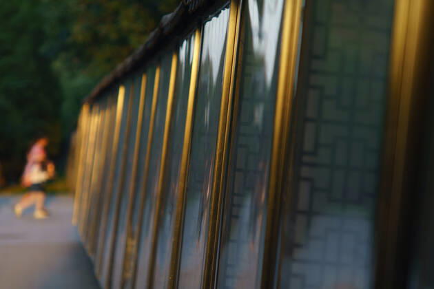 Light and shadow  424895221956870158