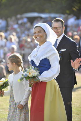 Prinsessan Estelle, kronprinsessan Victoria, prins Daniel under firandet av Victoriadagen pa Borgholms idrottsplats, Borgholm, Öland, 2019-07-14 (c) Karin Törnblom TT kod 2377 Borgholm Sverige x2377x Copyright: xKarinxTörnblom TTx Victoriadagen 2019