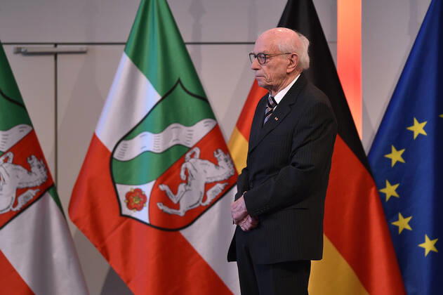 Verleihung des Verdienstordens des Landes Nordrhein-Westfalen am 23.08.2020 in der Flora Köln in Köln Helmut Brühl