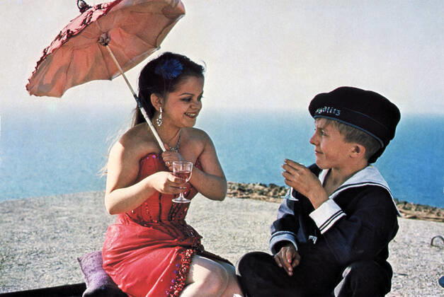 DIE BLECHTROMMEL aka THE TIN DRUM , DAVID BENNENT Date: 1979. Strictly editorial use only in conjunction with the promotion of the film. Credit line mandatory. This image is copyright of the film company and is supplied under the terms of issue as film still. No commercial or book cover use permitted without prior consent from the film company. Mandatory credit line: Image courtesy ARGOS FILMS ARTEMIS PRODUCTIONS BIOSKOP FILMS FILM POL Ronald Grant Archive Mary Evans