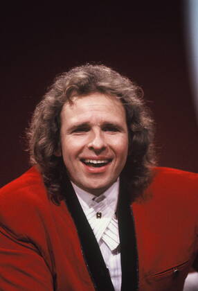 Moderator Thomas Gottschalk bei Wetten dass am 03.03.1991