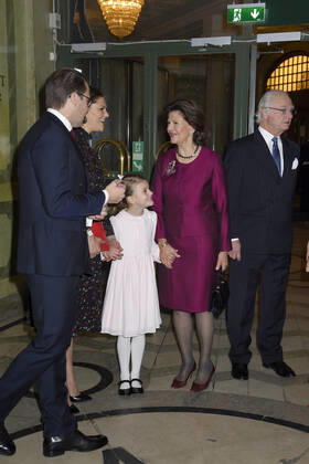 Prince Daniel, Crown Princess Victoria, Princess Estelle, Queen Silvia, King Carl XVI Gustaf Seminar on the occasion of the Queens 75th birthday, Oscar Theater, Stockholm, 2018 12 18 c Karin Törnblom IBL Stockholm Sweden x2377x, Copyright: xKarinxTörnblom TTx Seminarium med anledning av Drottningens 75-arsdag