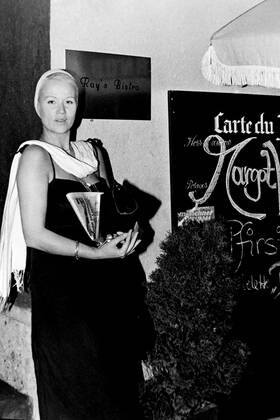 Archiv Heidi Stroh Muenchen 1980-90 Archiv Motive Kays Bistro Gaeste Muenchen