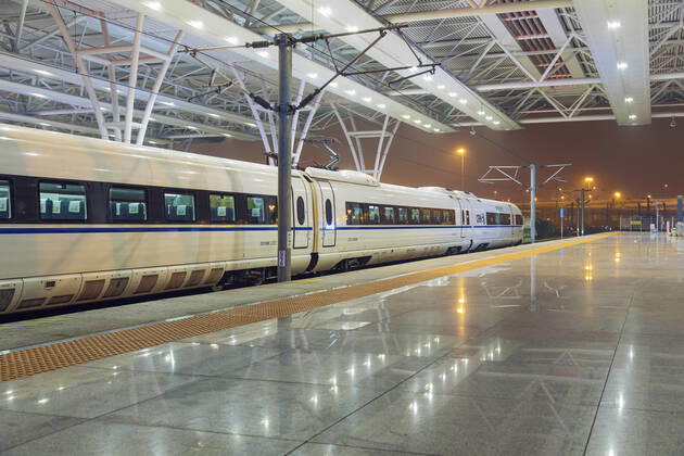Hongqiao Railway Station, Shanghai, China 758087265684684833