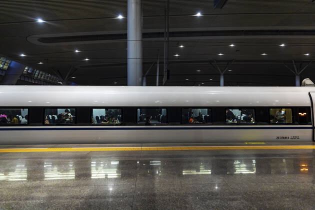 Hongqiao Railway Station, Shanghai, China 758097015260446766