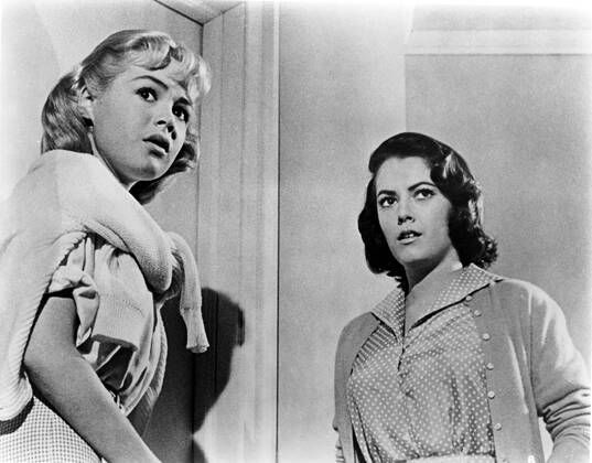 IMITATION OF LIFE SANDRA DEE, SUSAN KOHNER Date: 1959  Mandatory credit line: Image courtesy UNIVERSAL PICTURES Ronald Grant Archive Mary Evans