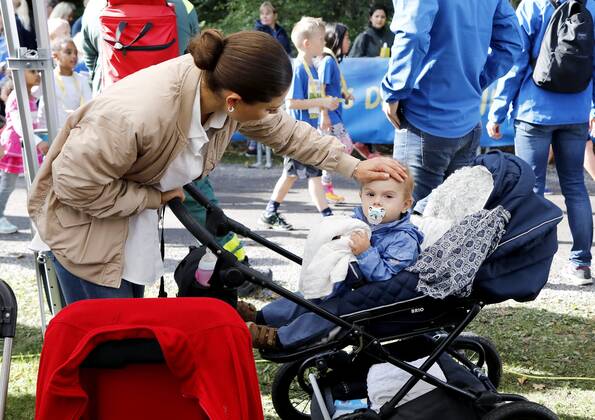 Crown Princess Victoria, Prince Oscar, Prince Daniels Race and Sports Day 2017, Hagaparken, Solna, 2017 09 10 c Patrik C Österberg IBL Image Bureau XPBE Crown Princess Victoria, Prince Oscar, Prince Daniels Race and Sports Day 2017, Hagaparken, Solna, Sweden, 2017 09 10 c Photo Patrik C Österberg IBL Bildbyra Stockholm Sverige kungahus SVerige x2857x, Copyright: xPatrikxCxÖsterberg TTx Idrottens dag Hagaparken 2017