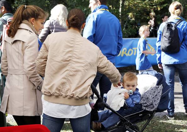 Crown Princess Victoria, Prince Oscar, Prince Daniels Race and Sports Day 2017, Hagaparken, Solna, 2017 09 10 c Patrik C Österberg IBL Image Bureau XPBE Crown Princess Victoria, Prince Oscar, Prince Daniels Race and Sports Day 2017, Hagaparken, Solna, Sweden, 2017 09 10 c Photo Patrik C Österberg IBL Bildbyra Stockholm Sverige kungahus Sverige x2857x, Copyright: xPatrikxCxÖsterberg TTx Idrottens dag Hagaparken 2017
