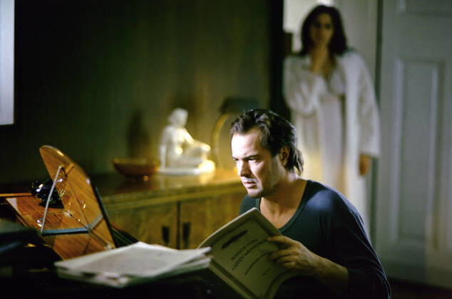 DAS LEBEN DER ANDEREN aka THE LIVES OF OTHERS SEBASTIAN KOCH DAS LEBEN DER ANDEREN Date: 2006 Mandatory credit line: Image courtesy ARTE BR CREADO FILM WIEDEMANN &; BERG FILMPRODUKTION ARTE BR CREADO FILM WIEDEMANN & BER