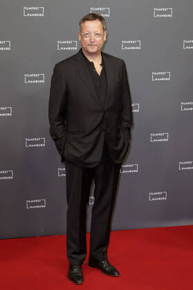 Matthias Brandt bei der Premiere des ARD-Dreiteilers Das Geheimnis des Totenwaldes auf dem 28. Filmfest Hamburg 2020 im Cinemaxx Dammtor. Hamburg, 30.09.2020