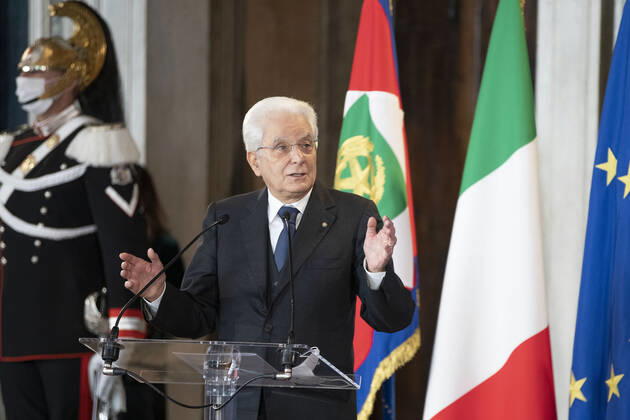 News Bilder des Tages foto IPP spgr roma 20-10-2020 cerimonia di consegna delle onorificenze OMRI conferite a cittadini distintisi durante l emergenza coronavirus nella foto il presidente della repubblica Sergio Mattarella WARNING AVAILABLE ONLY FOR ITALIAN MARKET