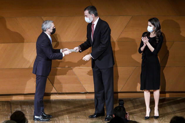 MADRID, SPAIN-November 18: **NO SPAIN** Queen Letizia and King Felipe of Spain attend the Cerecedo Journalism Awards 2020 at the Prado Museum in Madrid, Spain on November 18, 2020. Copyright: xJimmyxOlsen MediaPunchx