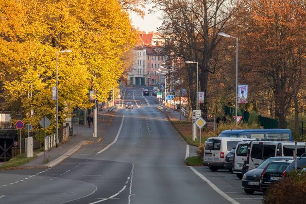 Görlitz - Impressionen aus der Innenstadt Die Innenstadt von Görlitz bietet zahlreiche interessante Gebäude. Besonders der historische Kern ist bei Touristen sehr beliebt. Auch wurden hier zahlreiche Hollywood-Filme gedreht.