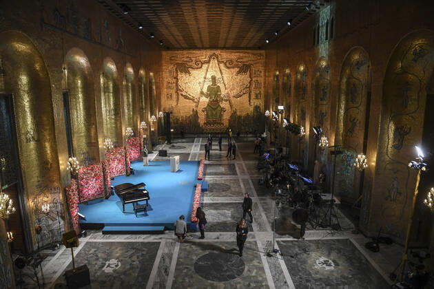 Preparations underway before the start of the the Nobel Prize ceremony in the Golden Hall in the City Hall of Stockholm, Sweden, on Dec 10, 2020 Due to the corona Covid 19 pandemic, a digital awards ceremony takes place at the Stockholm City Hall with no Lauerates present, and parts of the ceremony is pre produced STOCKHOLM SWEDEN x10080x,  Copyright: xFredrikxSandberg TTx SWEDEN NOBEL CEREMONY