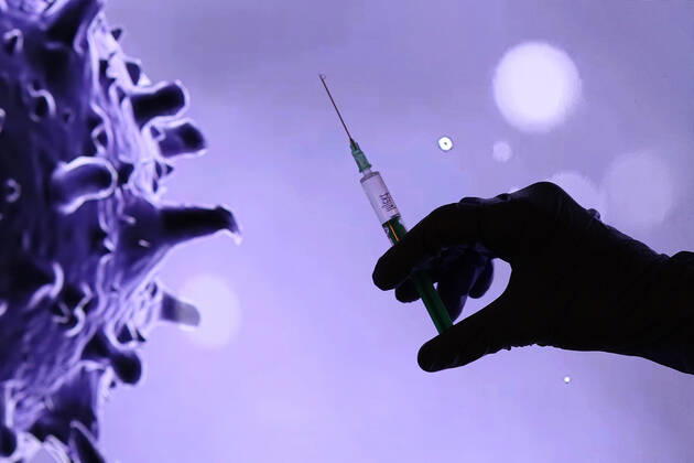 Winden Themenbild - Coronavirus, Coronapandemie, Impfen - Silhouette einer Impfspritze, Coronaspritze und einer Hand mit einem Gummihandschuh Themenbild - Coronavirus, Coronapandemie, Impfen - Silhouette einer Impfspritze, Coronaspritze und einer Hand mit einem Gummihandschuh Coronavirus, Coronapandemie - Impfspritze, Coronaspritze, Nadel als Silhouette, Scherenschnittbild zum verabreichen, spritzen des Impfstoffes. Im Hintergrund Bilder von Covid-19 Viren, Coronaviren Impfen, Impfbuch, Impfbescheinigung, Impfpass, Spritze, Coronaspritze, Nadel, Impfstoff, Detail, Silhouette, Scherenschnittbild, Viren, Covid-19 Viren, Covid 19 Viren, Covid 19, Virus, Impfspritze, Gummihandschuhe, Fotomontage, Innen, Innenaufnahme, Studioaufnahme, Stud Copyright: xFleigx xEibner-Pressefotox EP_dfg