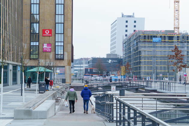 Kieler Innenstadt während des Corona-Lockdowns im Januar 2021 weitgehend leere Straßen -;Kieler Innenstadt während des Corona-Lockdowns im Januar 2021 weitgehend leere Straßen -, Kiel Schleswig-Holstein Deutschland Innenstadt