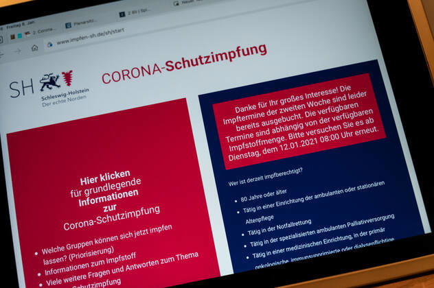 Kiel 11. Jan. 2021 Die neue Lieferung des Corona-Impfstoffes für das Impfzentrum Kiel ist eingetroffen. Ab morgen den 12. Jan. 2021 können wieder Termine telefonisch oder per Internetportal für die Gruppe der über 80ig-jährigen vergeben werden.