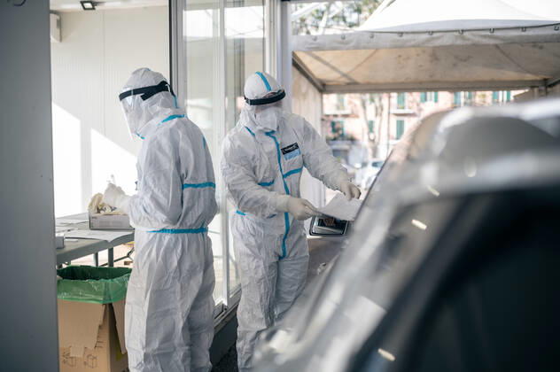 Sicily, Messina, the screening campaign and the procedures for carrying out swabs to monitor the progress of infections. both citizens and those passing through the island are subjected to the test. Editorial Usage Only  Copyright: xFRANCESCOxALGERIx xIPAx
