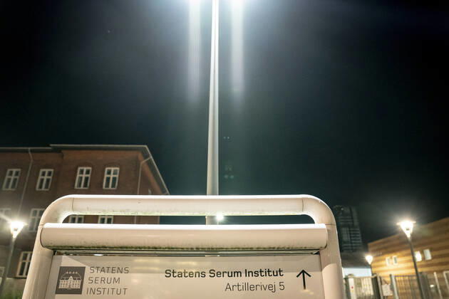 Statens Serum Institut i forbindelse med at Moderna covid-19 vacciner ankommer til SSI i Koebenhavn, tirsdag den 12. januar 2021. Der kommer 5000 doser som vil blive taget i brug i Region Syddanmark.. , Copenhagen Denmark Copyright: RitzauxScanpix MadsxClausxRasmussenx cop104 spdk20210112-084615-L