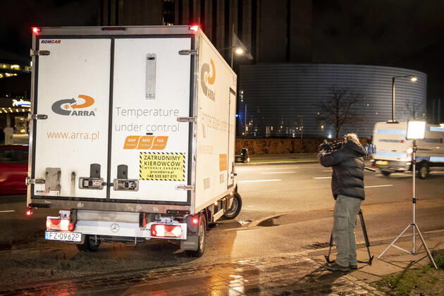 Polsk koelebil forlader Statens Serum Institut efter at have afleveret Moderna covid-19 vacciner til SSI i Koebenhavn, tirsdag den 12. januar 2021. Der kommer 5000 doser som vil blive taget i brug i Region Syddanmark. , Copenhagen Denmark Copyright: RitzauxScanpix MadsxClausxRasmussenx cop104 spdk20210112-084643-L