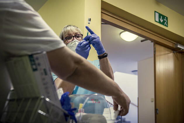 Vaccination against coronavirus continues in the Czech Republic on January 12, 2021. Photo from retirement home in Liberec - Frantiskov, Czech Republic. (CTKxPhoto RadekxPetrasek) CTKPhotoP202101120533801  PER 9