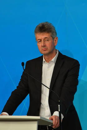 Prof. Dr. Michael Piazolo (Kultusminister) PK der Bayerischen Staatsregierung Januar 2021 Corona-Pandemie Prinz-Carl-Palais München 12.Januar 2021