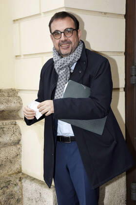 Klaus Holetschek bei der Pressekonferenz zu den aktuellen Entwicklungen der Corona-Pandemie und Verschärfung der Maßnahmen zu deren Eindämmung im Freistaat Bayern im Prinz-Carl-Palais. München, 12.01.2021