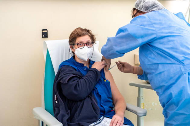 Milan, anticovid vaccinations for health personnel at the San Paolo hospital Editorial Usage Only  Copyright: xMassimoxAlbericox xIPAx