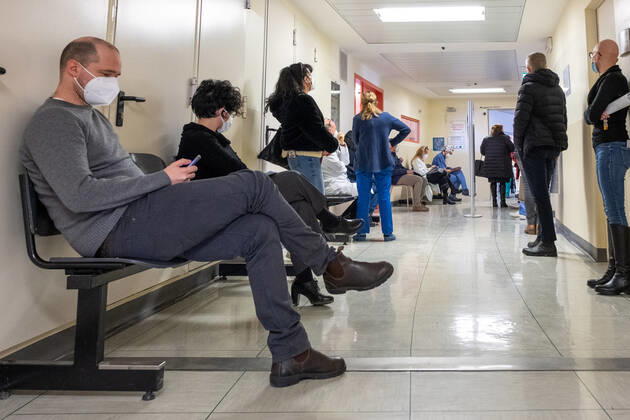 Milan, anticovid vaccinations for health personnel at the San Paolo hospital Editorial Usage Only  Copyright: xMassimoxAlbericox xIPAx