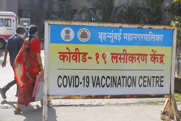 January 12, 2021, Mumbai: 12Jan2021 - Mumbai , INDIA :.Covid19 vaccination Signboard at the R N Cooper Hospital at Mumbai where a Covid19 Vaccination center has been set up to inoculate the 15 million population of the city Of Mumbai...Preparations are on full swing for the Mass Covid19 Vaccination drive that will begin in India on 16th Jan 2021 Mumbai - ZUMAsu5_ 20210112_zap_su5_012 Copyright: xSubhashxSharmax