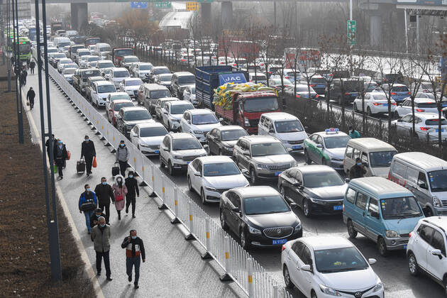 January 12, 2021, Taiyuan, Shanxi, China: The intercity bus lines between Taiyuan and Jinzhong stop running as 2 asymptomatic carriers were found infect the COVID-19 in Taiyuan,Shanxi,China on 12th January, 2021. Taiyuan China  - ZUMAt151 20210112_zia_t151_009 Copyright: xTpgx