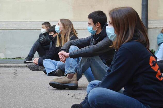 Milan, Liceo Manzoni. High school kids spend the night taking up high school Editorial Usage Only  Copyright: xDAVIDExCANELLAx xIPAx