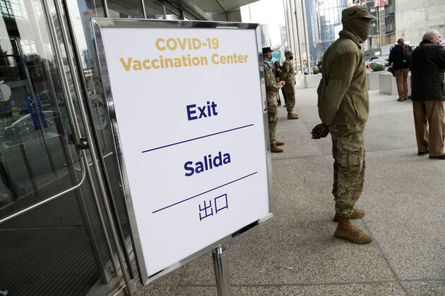 NEW YORK, NY -JANUARY 13: New York City opens COVID-19 mass vaccination site for those over 65 years-old and essential workers at the Jacob Javits Center in New York City on January 13, 2021. Copyright: xmpi43 MediaPunchx