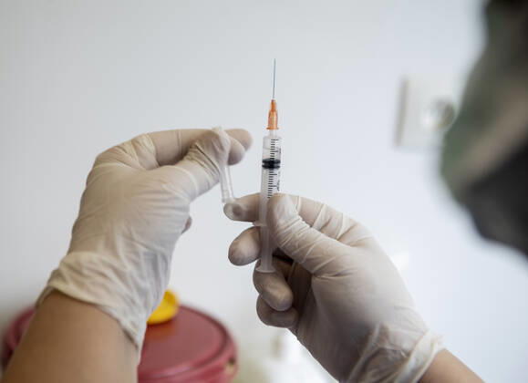 Turkey has started Chinese COVID-19 vaccine CoronaVac vaccination campaign with health care staff on Jan. 14, 2021. ( Copyright: AbdurrahmanxAntakyalix-xDepoxPho 16994956