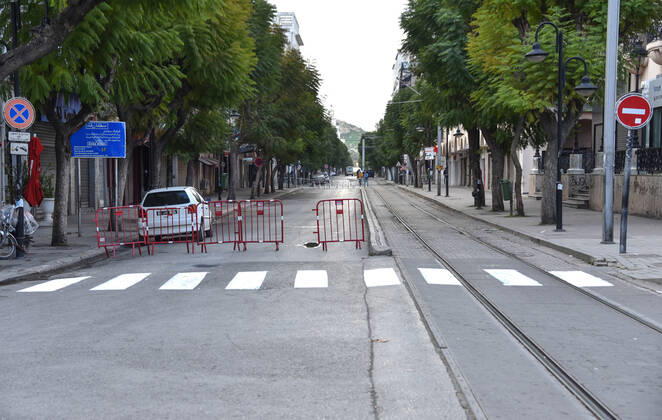 January 14, 2021, Tunis, Tunisia: Tunis famous avenue Habib Bourguiba is pictured empty amid of a lockdown due to the Covid-19 pandemic as the country marks 10 years since its revolution. Tunisia marked 10 years today since its street revolution sent autocratic ruler Zine El Abidine Ben Ali fleeing into exile, but few are celebrating amid a lockdown as Covid-19 cases spiral. Tunis Tunisia - ZUMAs197 20210114_zaa_s197_102 Copyright: xJdidixWassimx