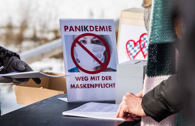 January 15, 2021, Fuerstenfeldbruck, Bavaria, Germany: Organized by the Querdenken Corona Rebel participating Ã¢â‚¬oePolizeifuer AufklaerungÃ¢â‚¬Â group (Police for Education), a demonstration was held at theoffices of the Fuerstenfeldbruck Criminal Police Unit (Kriminalpolizei, KriPo).Ã‚ The FFB KriPo raided the offices of prominenthomeopath doctor Rolf Kron in Kaufering who is alleged to have been producingfake medical certificates for Coronaanti-maskers. Fuerstenfeldbruck Germany - ZUMAb160 20210115_zbp_b160_003 Copyright: xSachellexBabbarx